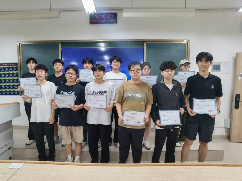 我院学子在第二十七届中国机器人及人工智能大赛河南省选拔赛中斩获佳绩